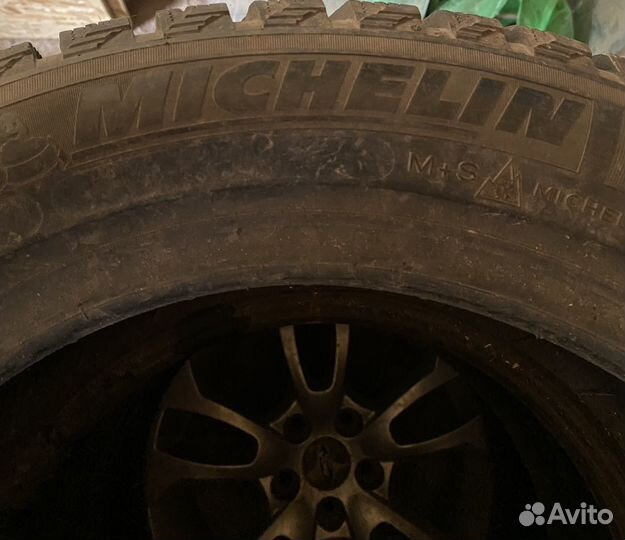Michelin X-Ice North XIN2 205/55 R16