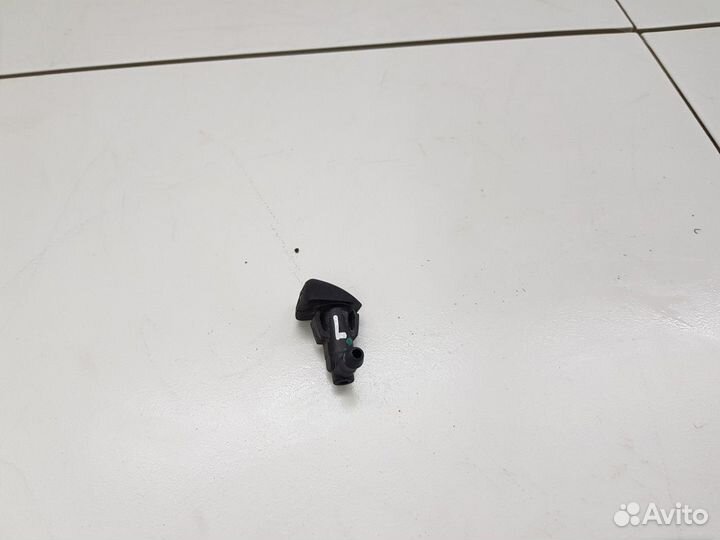 Форсунка омывателя(левая) (Geely Atlas)