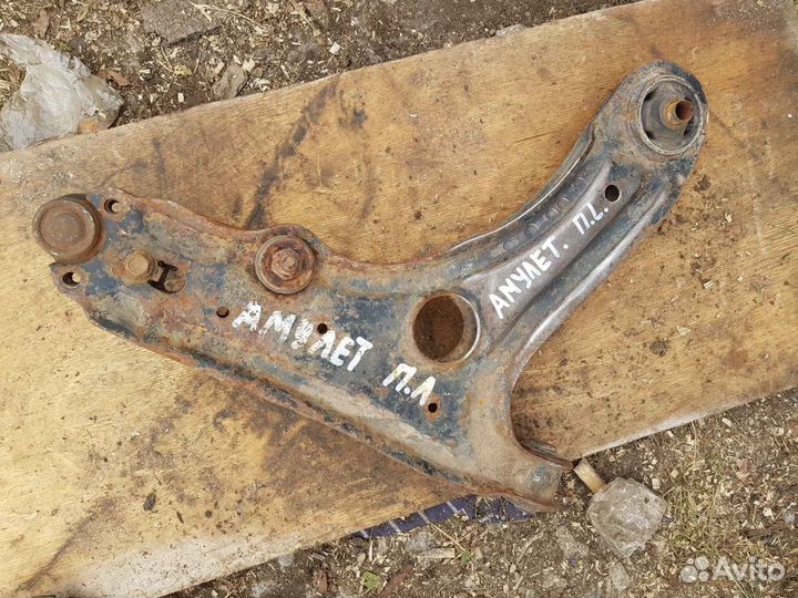 Рычаг передний левый Chery Amulet