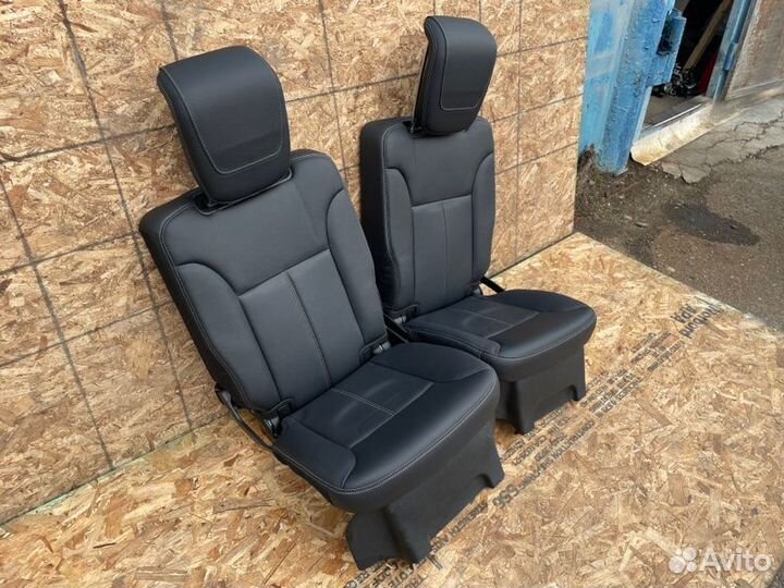 Кожаный салон задний Mercedes-Benz Gl X164 4.7