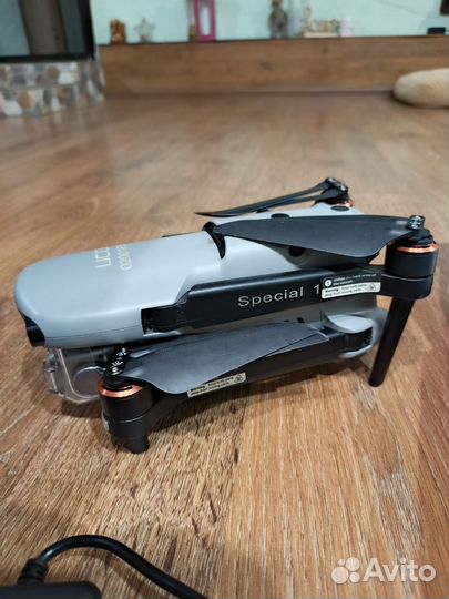 Квадрокоптер uco special 1