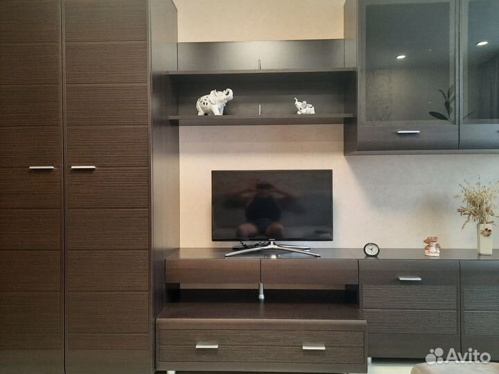 Продаётся стенка в гостиную