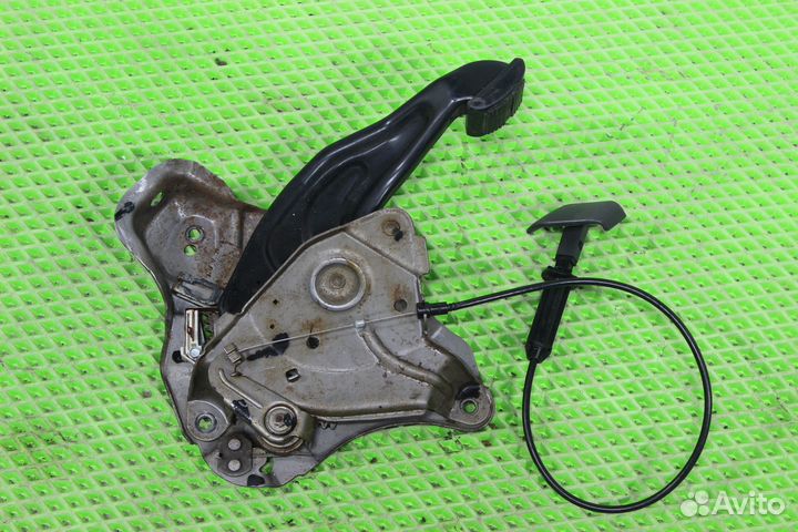 Педаль стояночного тормоза Chevrolet Tahoe GMT400