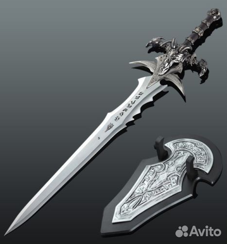 Фростморн (Frostmourne) Ледяная скорбь