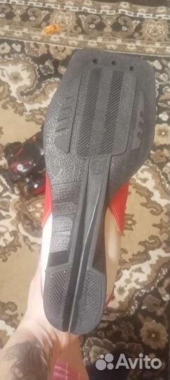 Лыжные ботинки