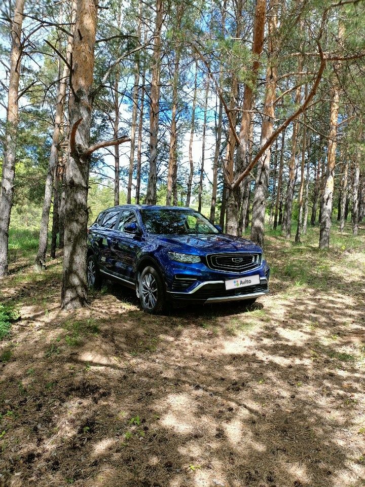 Geely Atlas Pro: фото владельца