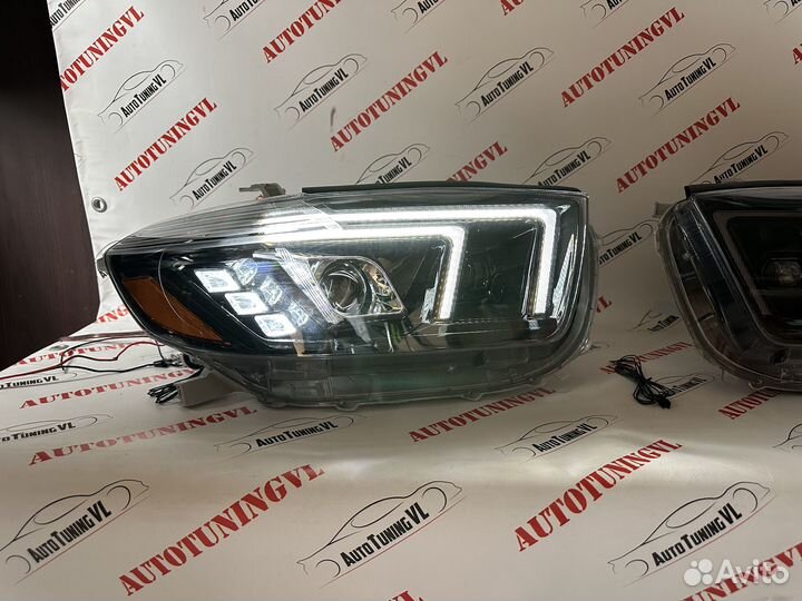 Фары на Toyota Highlander (2008-2010 год)