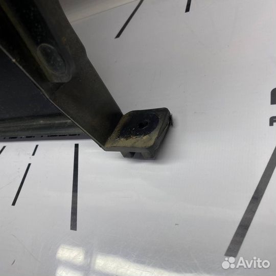 Накладка (опора) заднего подлокотника LADA Priora