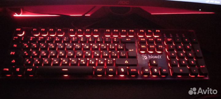 Игровая клавиатура Bloody B180R