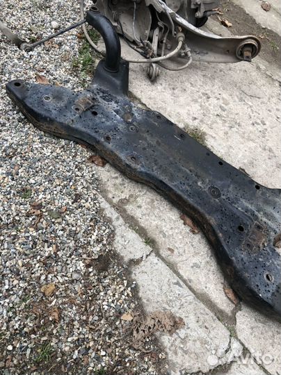 Подрамник передний lancer 10