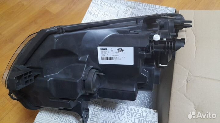 Фара правая Renault Logan 2, Sandero 2