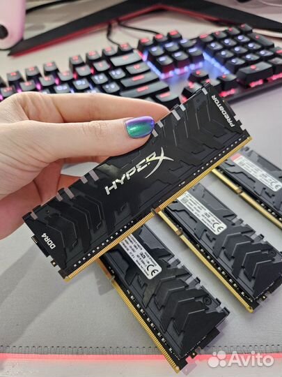 Оперативка 84 DDR4 Kingston HyperX