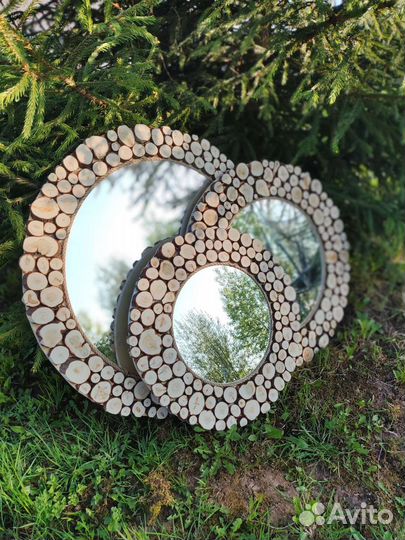 Зеркало. Рамка из можжевельника