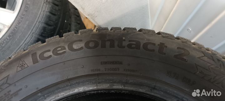 Continental IceContact 2 SUV SSR 235/55 R17