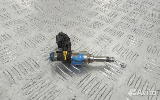 Форсунка бензиновая hyundai IX35 1 (2NT06B704)