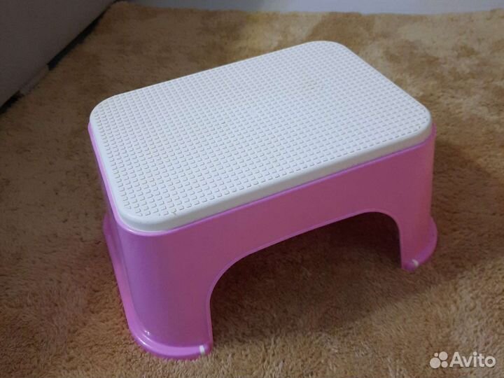 Продам детский стул