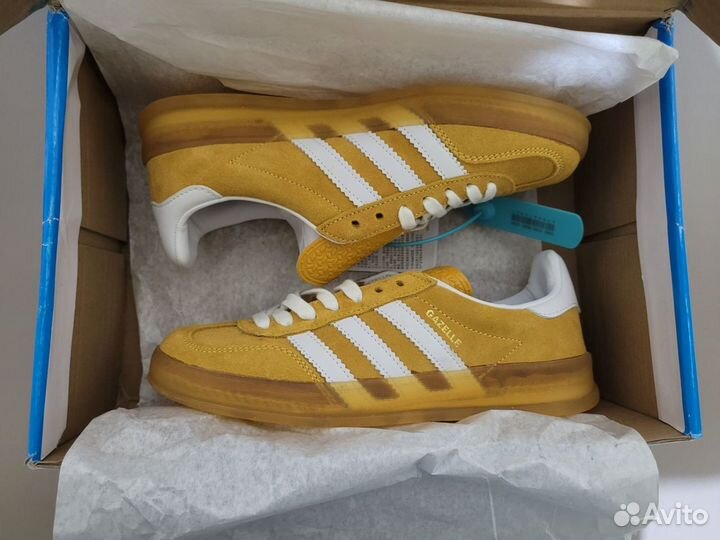 Кроссовки женские Adidas Gazelle Indoor