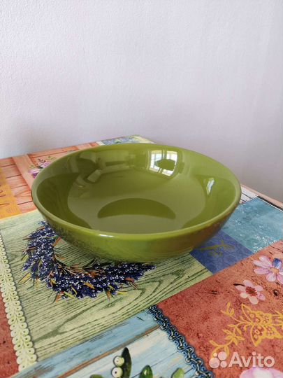 Столовый набор тарелок