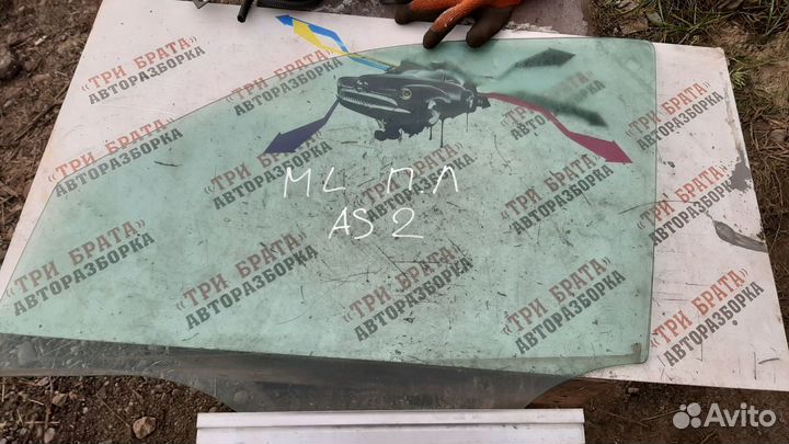 Мерседес М-Класс Стекло переднее левое AS2 Лев