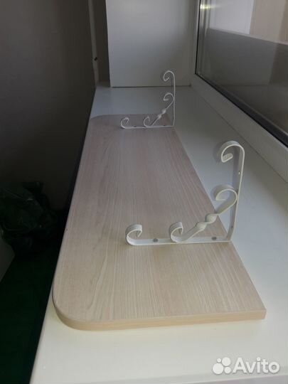 Полка настенная навесная