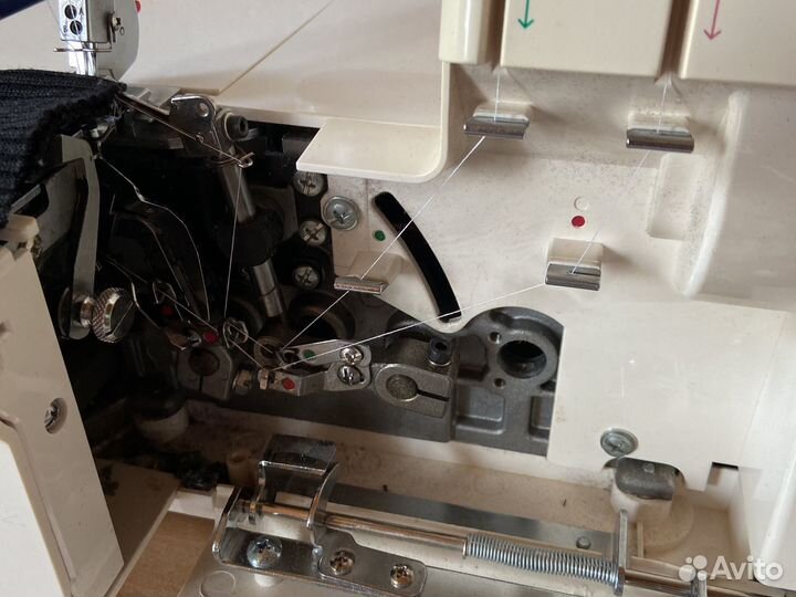 Оверлок Merrylock 008a