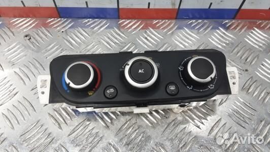 Блок управления печки и климат-контроля renault me
