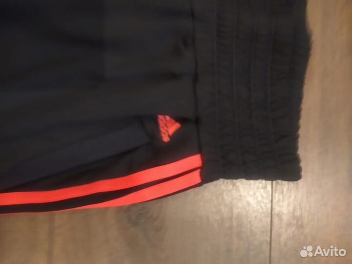 Спортивный костюм adidas новый