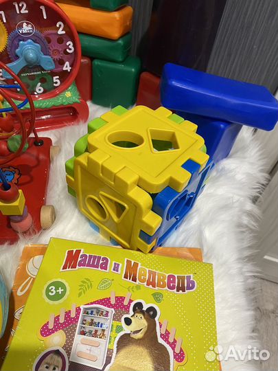 Развивающие игрушки большим пакетом