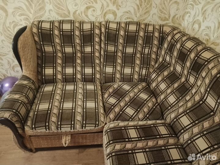 Угловой диван бу