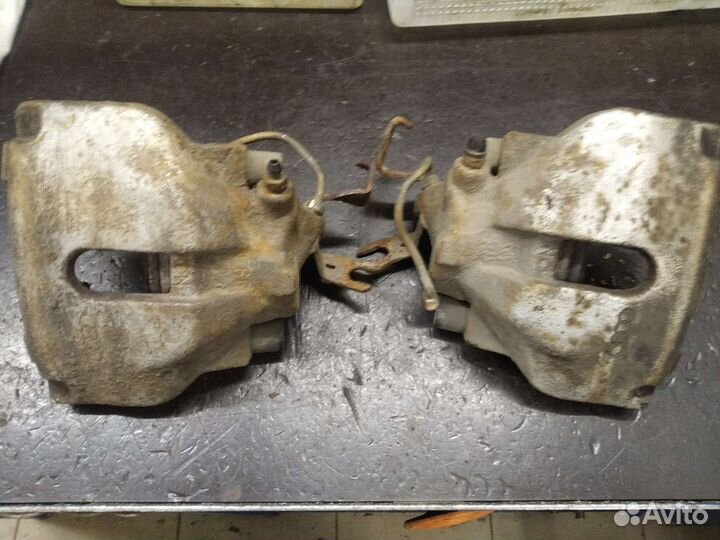 Суппорта передние