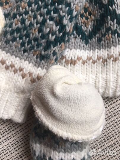 Шапка и варежки комплект