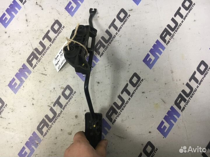 Педаль газа Хендай Гетц