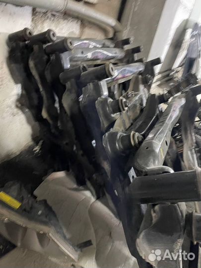 Подрамник на Ниссан x trail