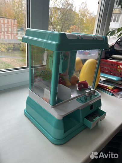 Игровой автомат для ловли игрушек lucky hand