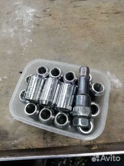 Колесные гайки 12х1.5 под шестигранник