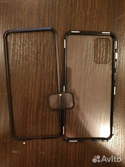 Металлический защитный чехол на Samsung S20+