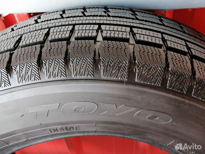 Toyo Winter Tranpath MK4a 225/65 R17