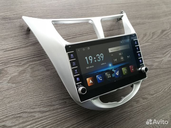 Магнитола Hyundai Solaris + физические кнопки