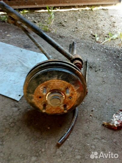 Продается правый б/у Задний барабан в сборе вместе
