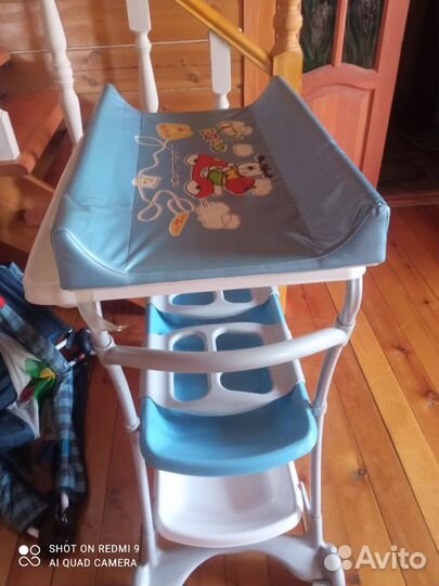 Ванночка для купания и пеленальный столик