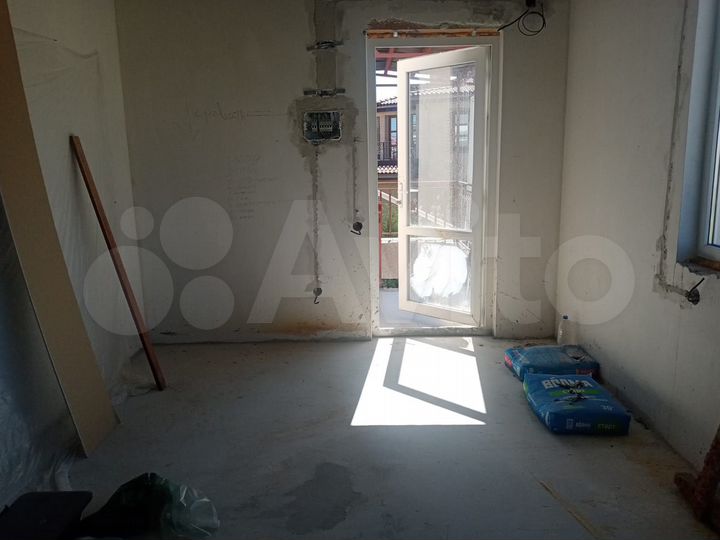 Доля в квартире-студии, 39 м², 2/3 эт.