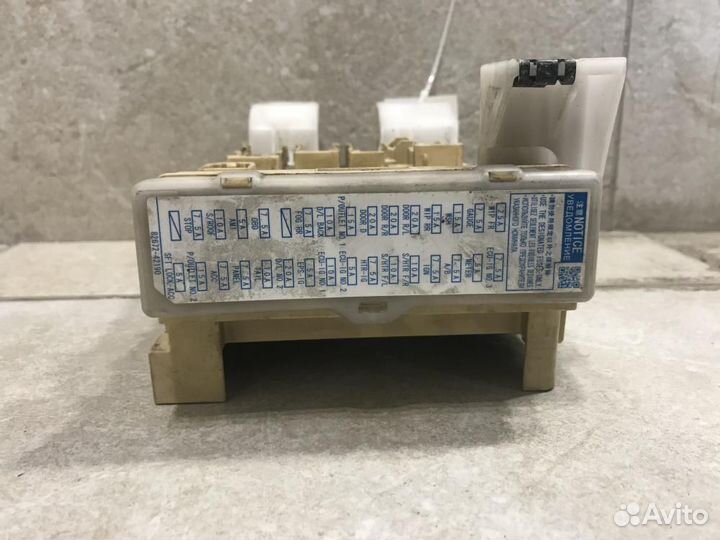 Блок предохранителей Toyota RAV4 ZSA42 ZSA44 2013