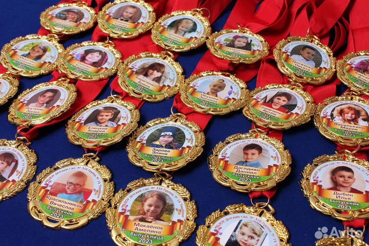 Значки и медали в школы и детские сады спортивные