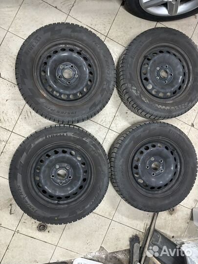 Комплект колес для Volkswagen 195/65 R15