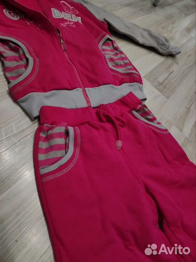 Спортивный костюм