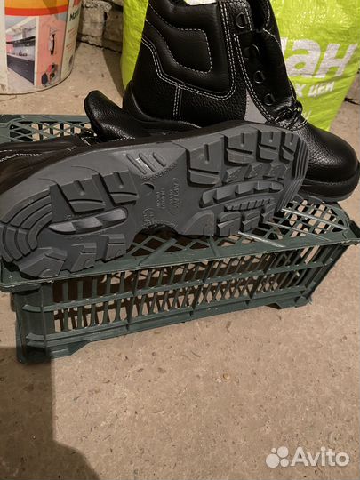 Рабочие ботинки
