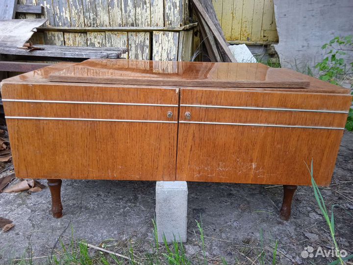 Тумба под телевизор СССР