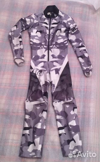 Горнолыжный спусковой комбинезон 136