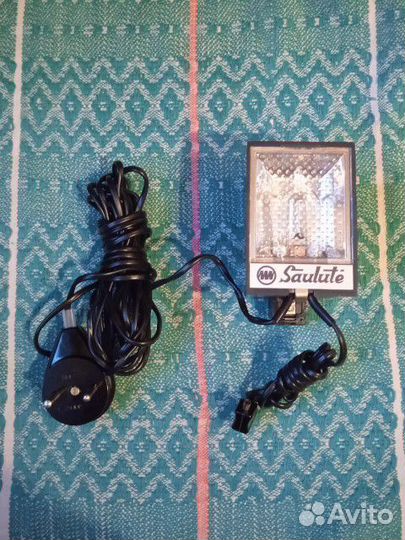 Вспышка Saulute для советских фотоаппаратов