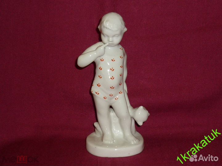 Мальчик С мишкой. песочное 1953 год